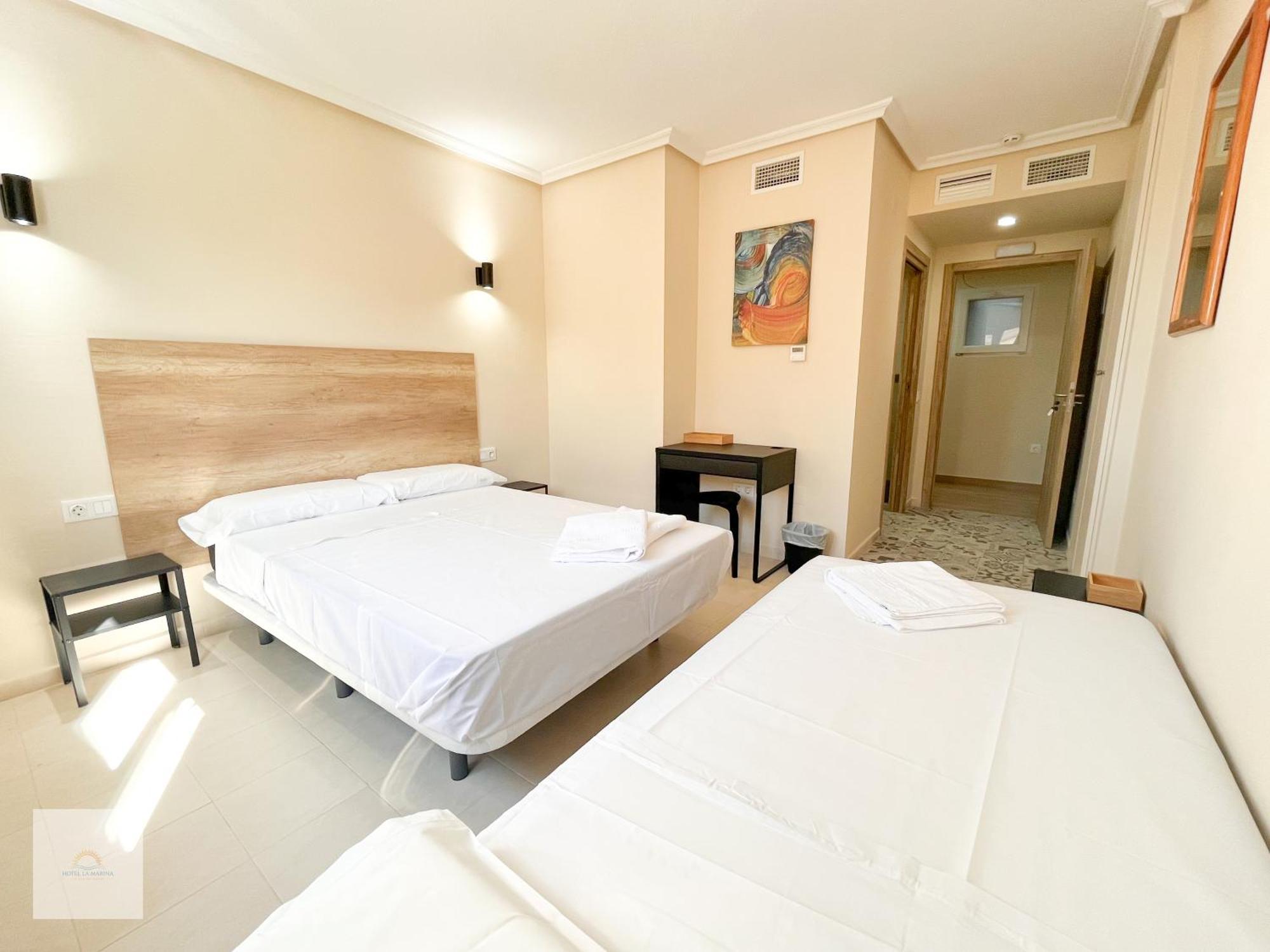 Hotel La Marina Elche La Mariña Екстериор снимка