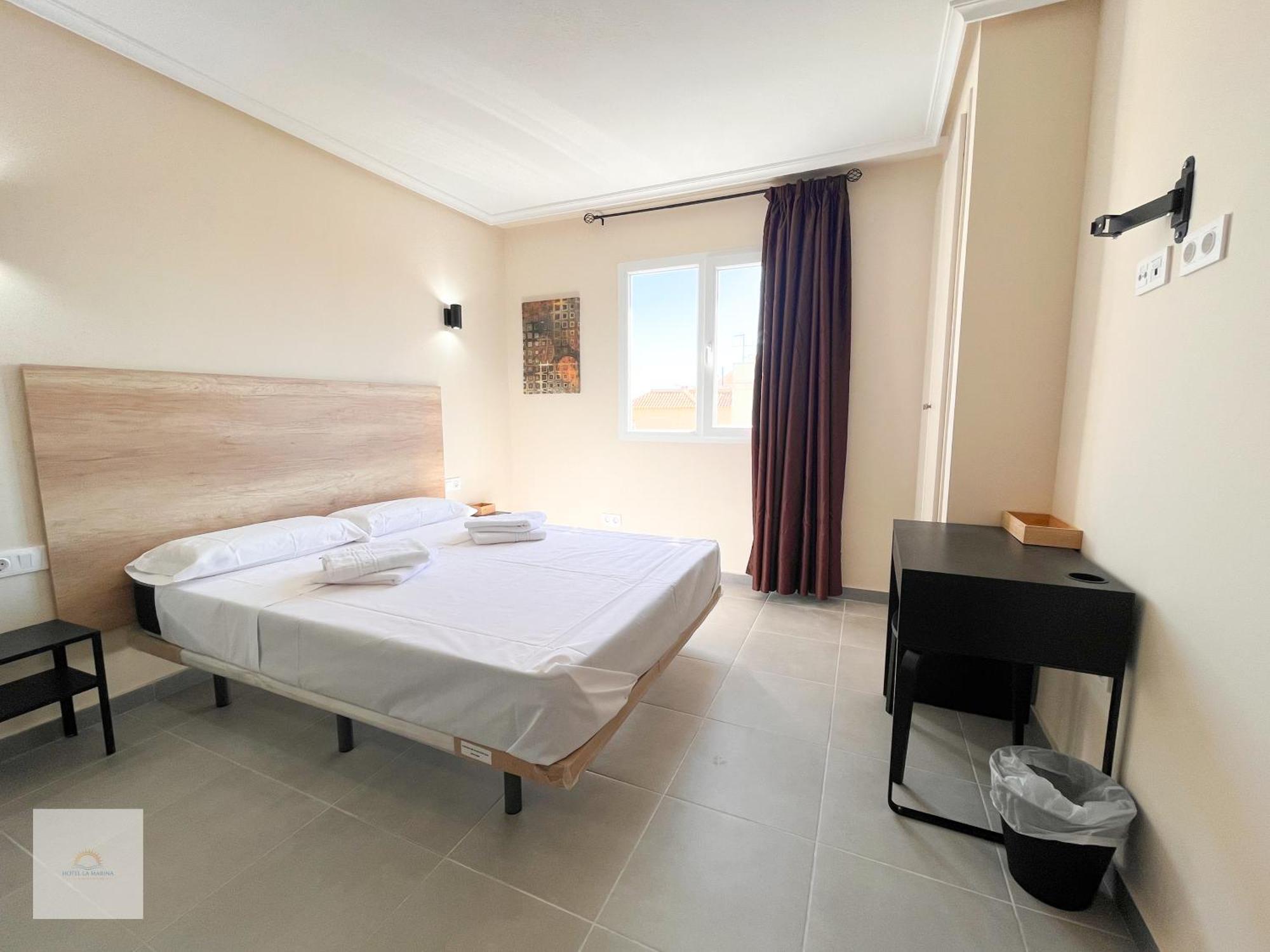 Hotel La Marina Elche La Mariña Екстериор снимка