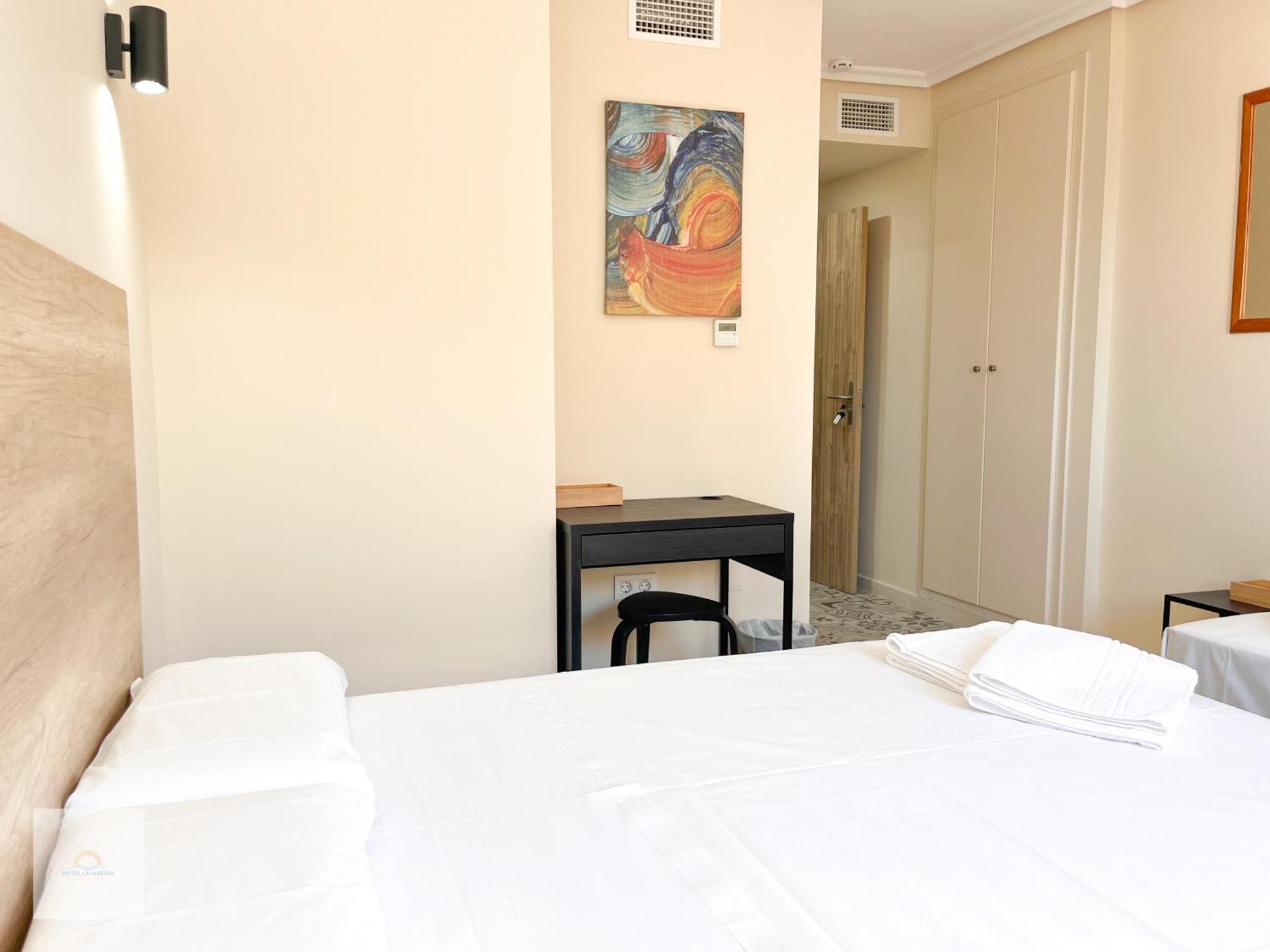 Hotel La Marina Elche La Mariña Екстериор снимка