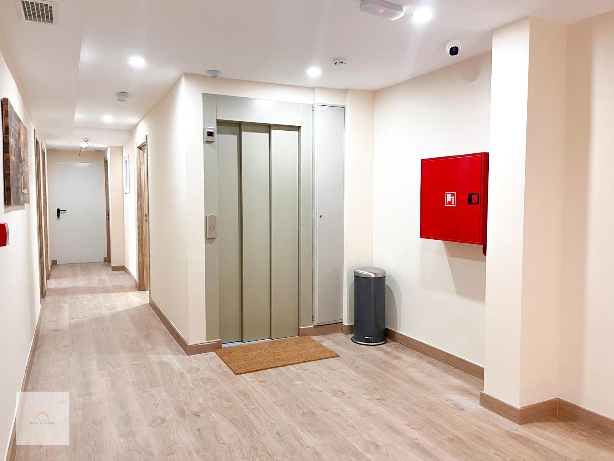 Hotel La Marina Elche La Mariña Екстериор снимка